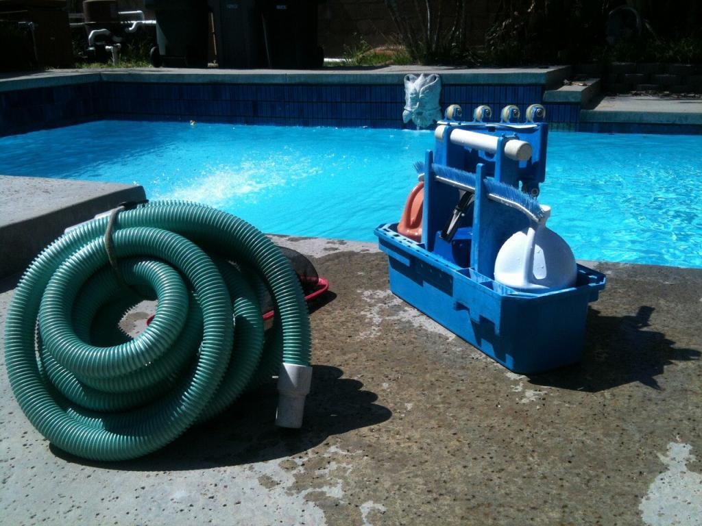pool cleaning, machine, vacuum-330399.jpg