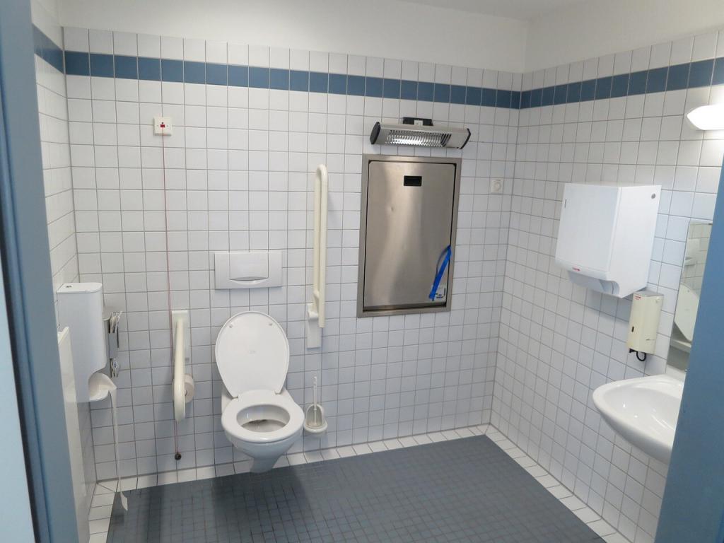 wc, barrier free toilet, disabled-111092.jpg
